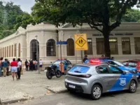 Garoto é apreendido após atacar colegas de escola com faca no Rio