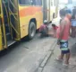 
                  Mulher cai ao descer de ônibus e é atropelada em Ilhéus, sul da BA