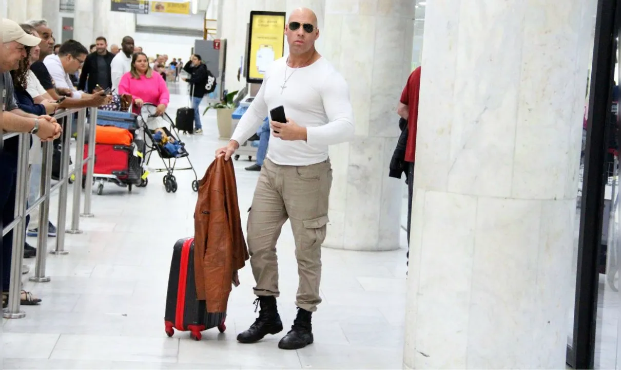 Vin Diesel brasileiro' deixa fãs alvoroçados em aeroporto do Rio