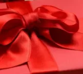 Confira dicas para escolher um presente para o dia dos namorados