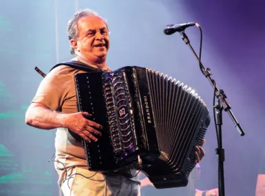 Flávio José é confirmado no São João de Salvador após desabafo