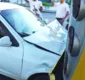
                  Batida de ônibus e 2 carros deixa criança ferida na San Martin
