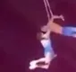 
                  Acrobata morre após cair de altura de 10 m durante espetáculo