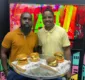 
                  Angolanos fazem sucesso em Cosme de Farias com hambúrgueres artesanais