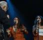 
                  Em véspera de aniversário, Gilberto Gil canta com Preta Gil em SP