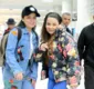 
                  Maiara e Maraisa dão show de simpatia em aeroporto do Rio de Janeiro