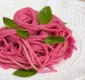 
                  Saiba como fazer macarrão rosa da Barbie para almoço