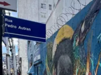 Rua no Dois de Julho é fechada por tempo indeterminado