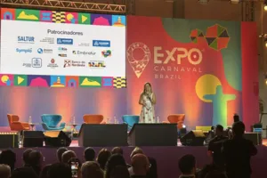 Expo Carnaval tem shows de Carlinhos Brown e Xanddy neste sábado (25)