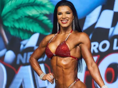 Ex 'É o Tchan' revela dieta restrita para campeonato de fisiculturismo