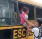 
                  Crianças ficam presas em micro-ônibus escolar e menina passa mal