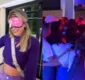
                  Lore Improta chora ao ganhar festa surpresa de fãs: 'Amo vocês'