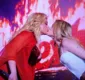 
                  Luísa Sonza e Bebe Rexha trocam selinho no palco do 'The Town'