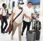 
                  Lulu Santos e marido são flagrados em aeroporto do Rio de Janeiro