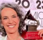 
                  Simone ganha Grammy Latino em homenagem pela carreira musical