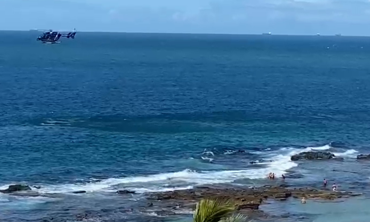 Vítima é Resgatada Por Bombeiros Após Se Afogar Na Praia Da Barra 8480