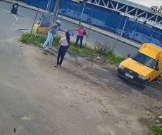 Vídeo: câmeras flagram assalto a duas mulheres em Salvador