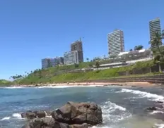 Corpo é encontrado boiando na praia de Ondina, em Salvador
