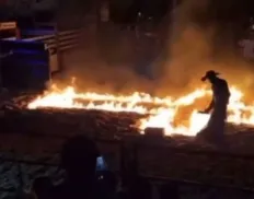 Vídeo: explosão de fogos deixa 10 pessoas feridas durante rodeio na BA