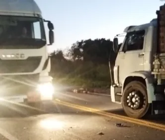 Batida entre motos mata dois homens na Bahia; vídeo mostra destruição