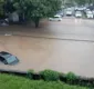 
                  Alagamento deixa carro parcialmente submerso em Salvador; VÍDEOS