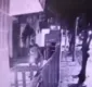 
                  Homem é preso após invadir prédio e quebrar cobertura em Salvador