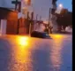 
                  Ruas ficam alagadas e carro boia após chuvas em Guanambi