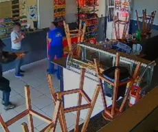 Vídeo: Homem é morto a tiros em estabelecimento comercial na Bahia