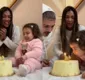 
                  VÍDEO: Tays Reis emociona web com surpresa de aniversário para filha