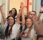 
                  Ex-BBBs Renata e Eva são recebidas por multidão de fãs em Fortaleza