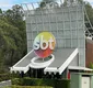 
                  Apresentadora do SBT negocia saída para programa na Band; saiba quem