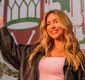 
                  Virginia recebe 'chuva' de críticas ao sambar em festa: 'Que mico'