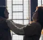 
                  Quem Ama Cuida: Adriana sofre atentado e Pilar choca com nova maldade