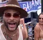 
                  Scheila Carvalho mete dança em trio de Tony Salles no Arrastão; VÍDEO