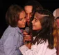 
                  Filhas de Ivete Sangalo roubam a cena em show da mãe; VÍDEO