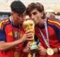 
                  Futebol, afeto e a masculinidade que ainda precisa se explicar