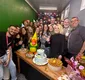 
                  Ana Maria Braga ouve 'zum zum zum' e descobre festa surpresa nos 27 anos do 'Mais Você'; apresentadora se emociona