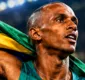 
                  Piu bate recordes e escreve seu nome na história do atletismo