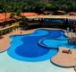 
                  Vigilância Sanitária é acionada após hóspedes de resort passarem mal na BA