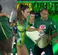 
                  Ivete Sangalo ganha presente raríssimo de ex-campeões da Seleção; veja