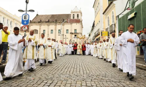 
				
					Laudes, missas e procissões integram Corpus Christi em Salvador
				
				