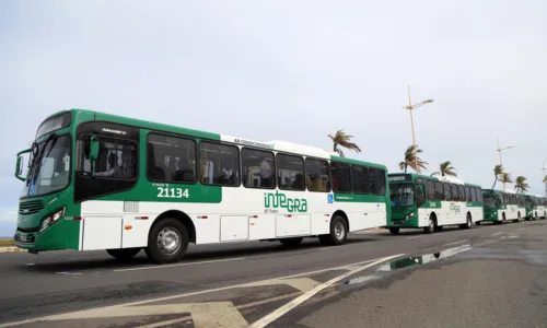 
				
					Salvador reforça linhas de ônibus para atender demanda metropolitana
				
				