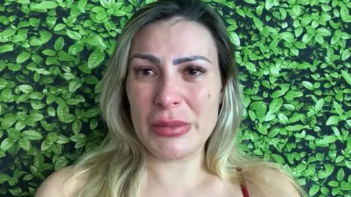 
				
					Andressa Urach passa mal e interrompe gravação de sexo
				
				