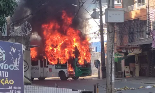 
				
					Após ônibus incendiado, transporte público volta a circular no Cabula
				
				