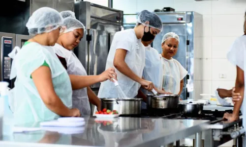 
				
					Salvador oferece cursos profissionalizantes gratuitos para mulheres
				
				