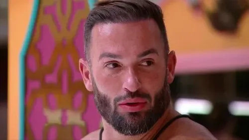 
				
					'BBB 25': Diego Hypólito se desespera com fobia e considera desistir
				
				