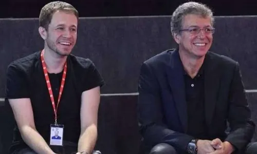 
					Boninho se emociona ao retomar trabalho com Tiago Leifert: 'Especial'
				
				