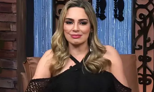 
					Record bate o martelo e dá nova chance a Rachel Sheherazade
				
				