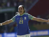 Seleção feminina goleia Chile em último jogo antes da Copa do Mundo