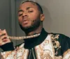 Rapper Orochi tem ônibus atingindo por tiros em viagem: ‘Livramento’